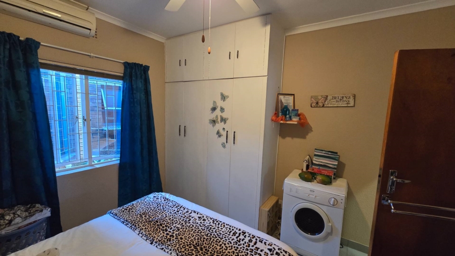 6 Bedroom Property for Sale in Churchill Estate Western Cape